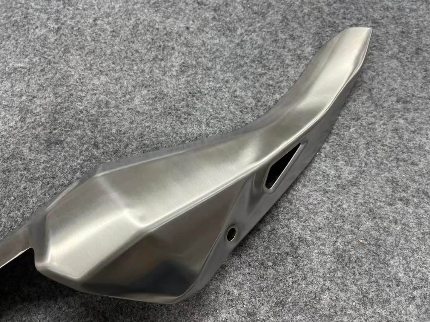 摩托车配件修复对比8-事故车完美修复